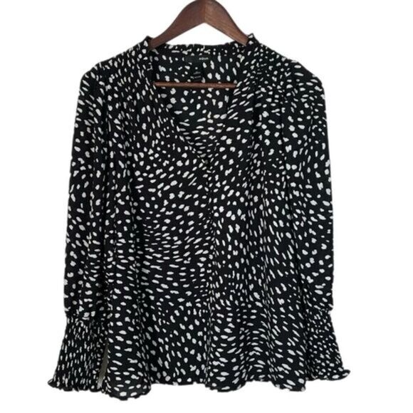 Aqua Black White Dot Shirred Elastic Sleeve Cuff V-Neck Ruffle Blouse - Picture 1 of 7